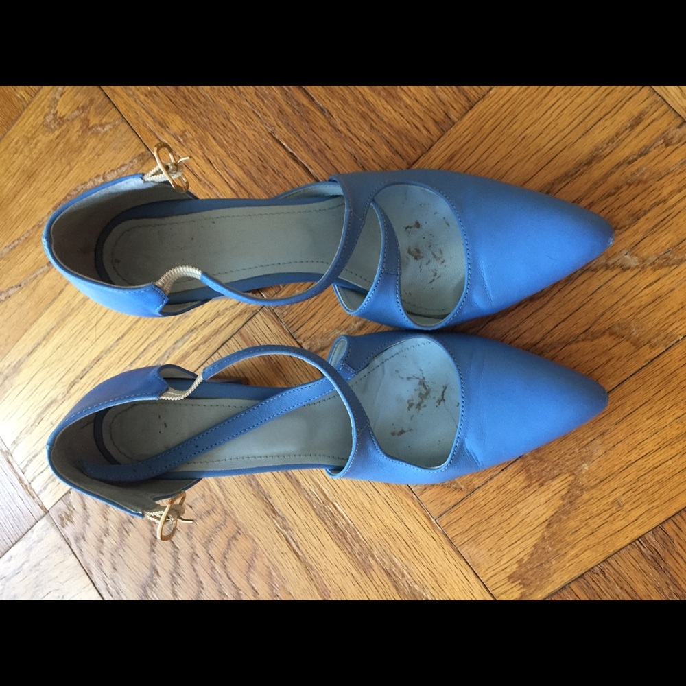 Handcrafted polish leather cross heel